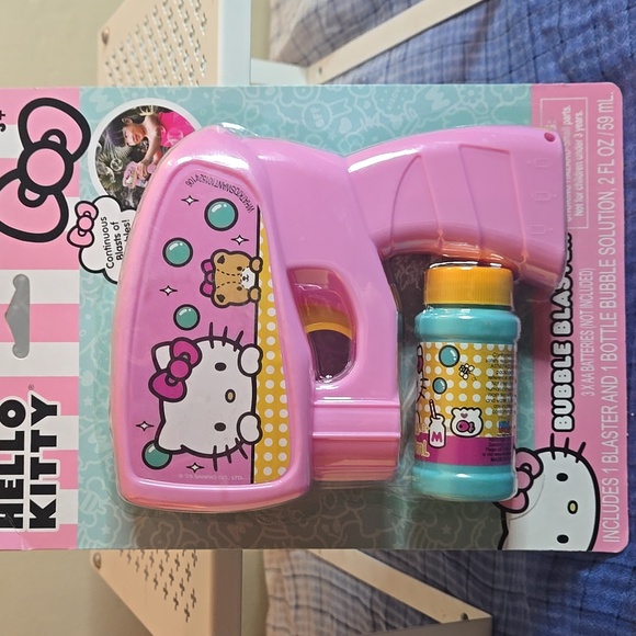 Hello Kitty Other - Hello Kitty Pink Bubble Blaster